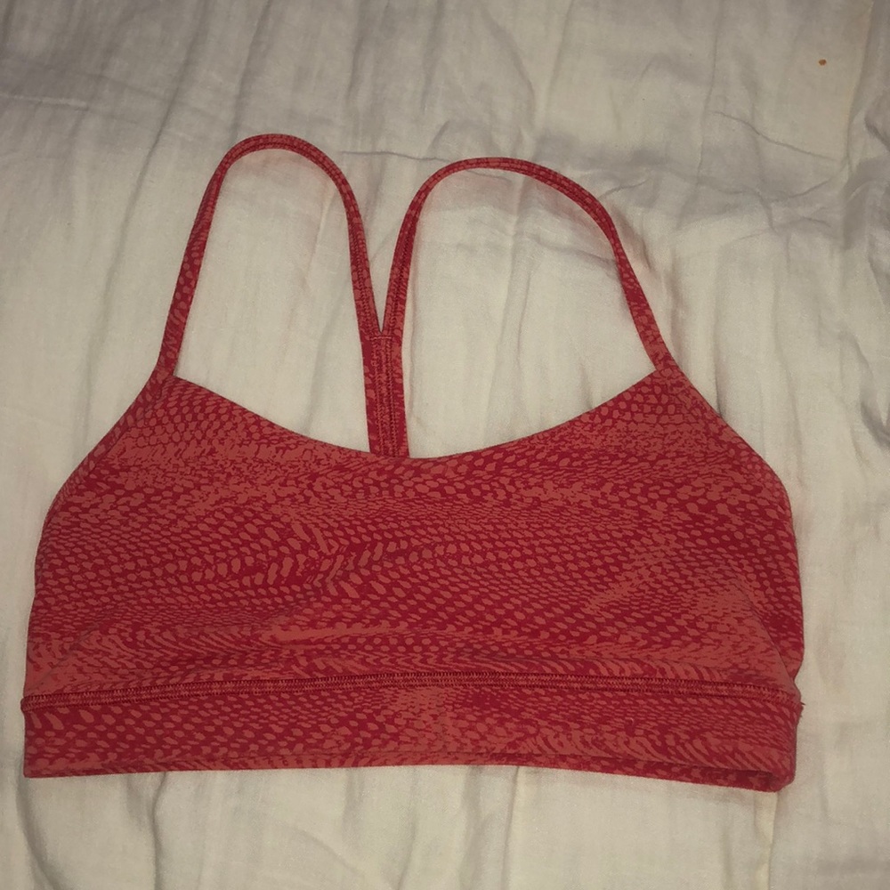 Lululemon sports bra
